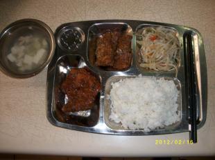 供应食堂经营合同 上海恩泉餐饮管理在机械及行业设备领域的食品销售策略